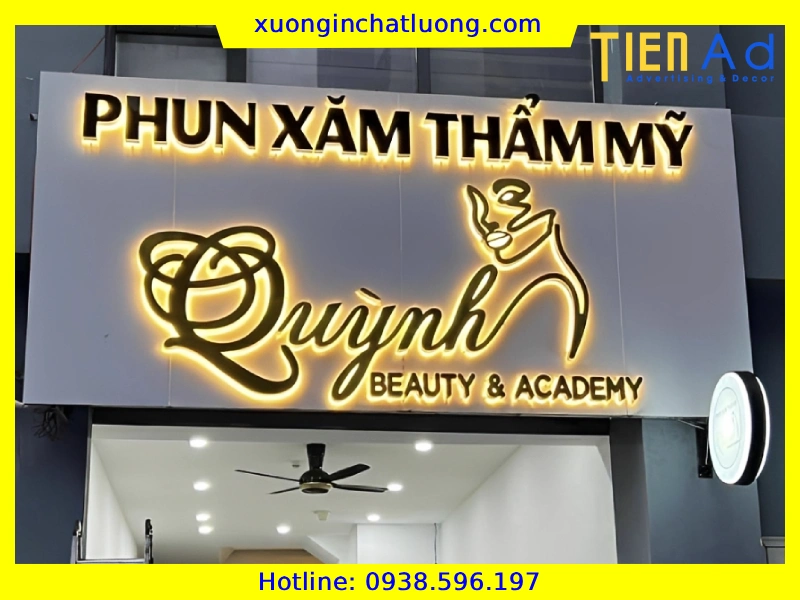 55+ Mẫu Bảng Hiệu Phun Xăm Thẩm Mỹ Đẹp Và Thu Hút