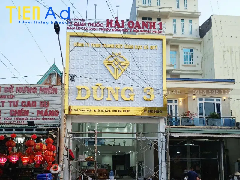 Bảng hiệu alu gương - 6
