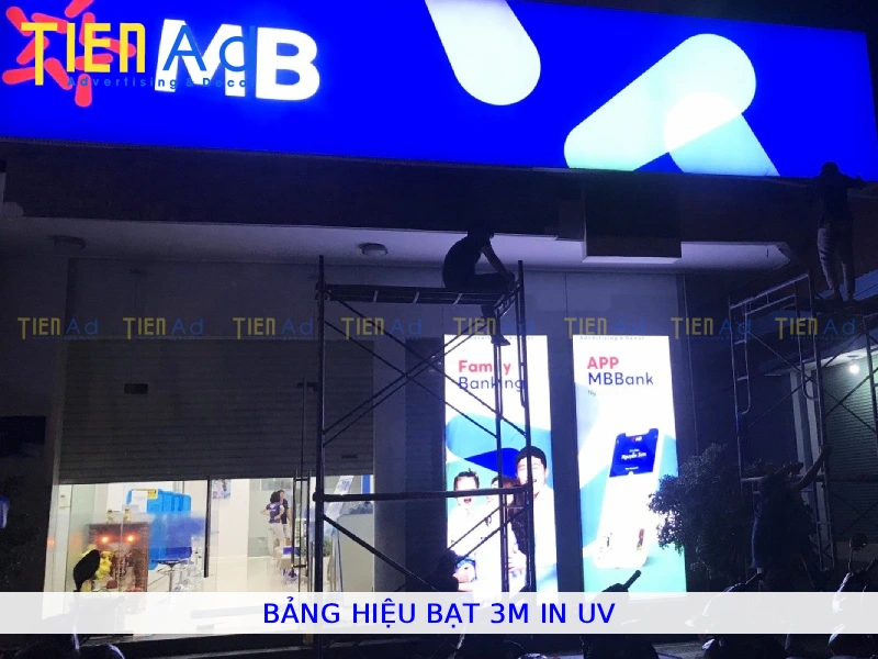 Bảng hiệu bạt 3m in uv