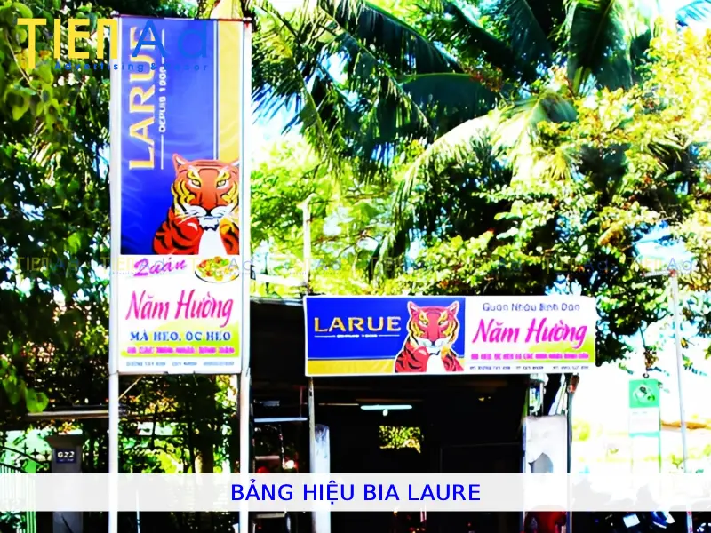 Bảng hiệu bia larue