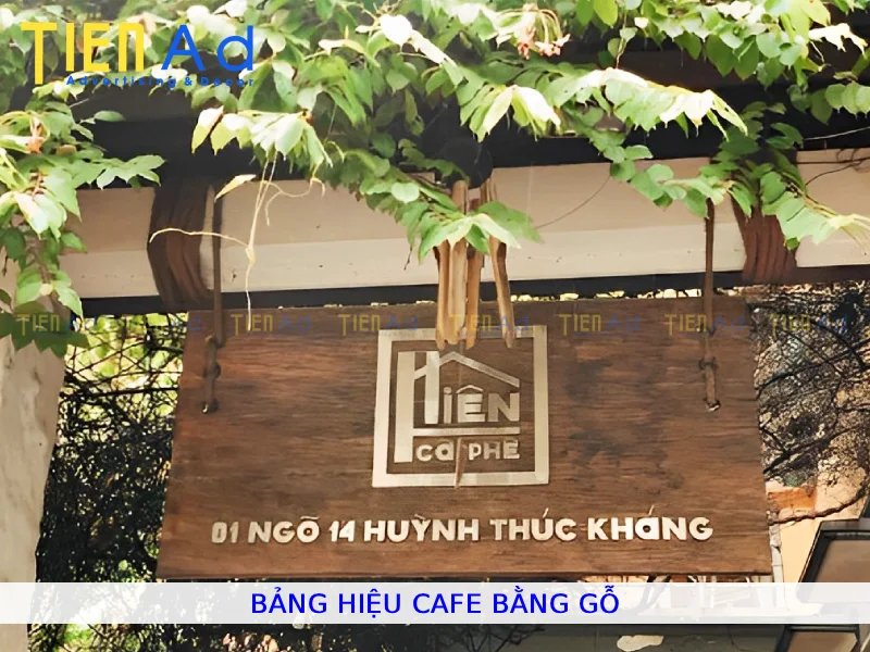 Bảng hiệu cafe bằng gỗ