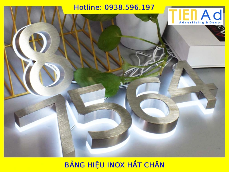 Bảng hiệu chữ inox hắt chân