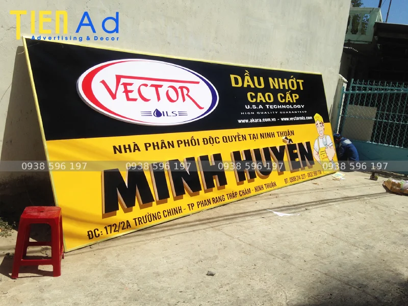 Bảng hiệu dầu nhớt Vector