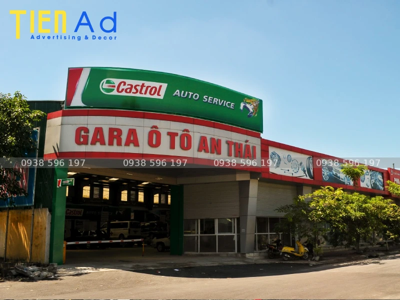Bảng hiệu gara ô tô tài trợ Castrol