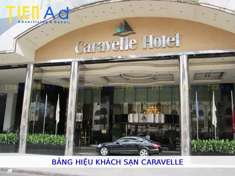 Bảng hiệu khách sạn Caravelle