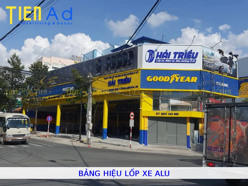 Bảng hiệu lốp xe alu