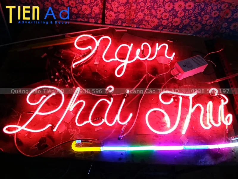 Bảng hiệu neon sign