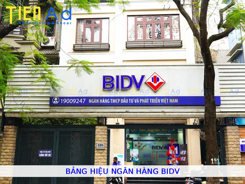Bảng hiệu ngân hàng BIDV