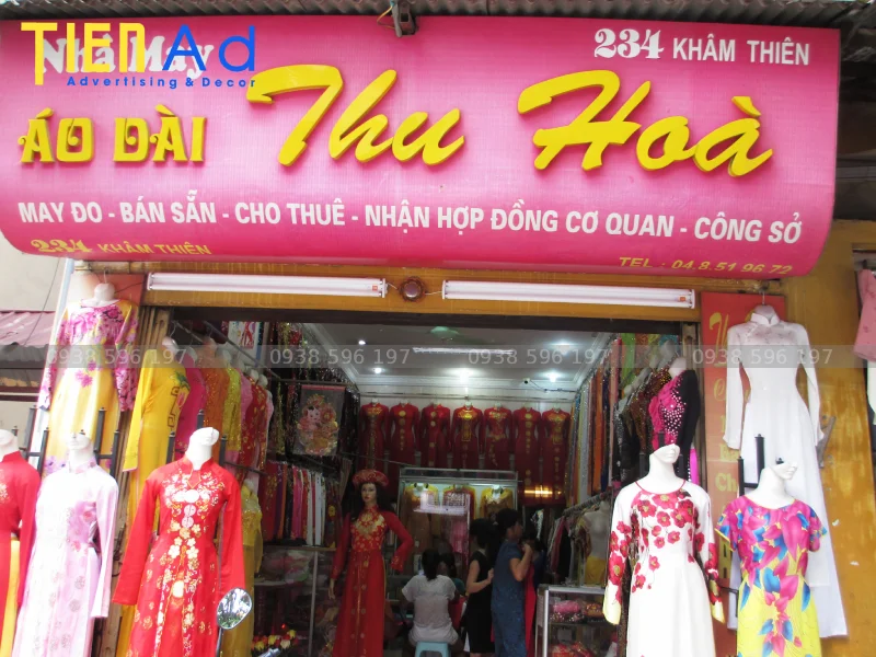 Bảng hiệu nhà may Hòa Bình
