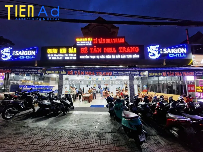 Bảng hiệu quán nhậu hải sản