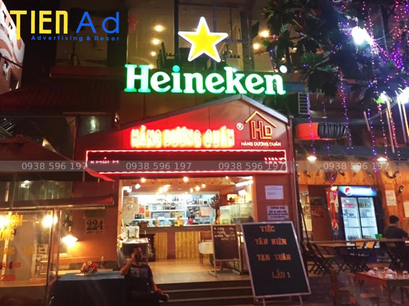 Bảng hiệu quán nhậu tài trợ Heineken