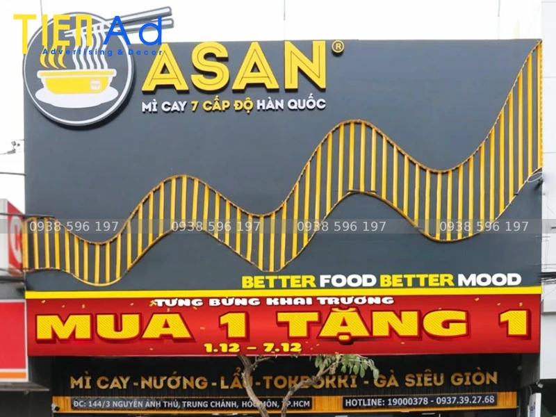 Bảng hiệu quảng cáo mì cay Asan