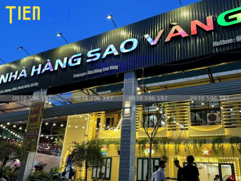 Bảng hiệu quảng cáo nhà hàng Sao Vàng
