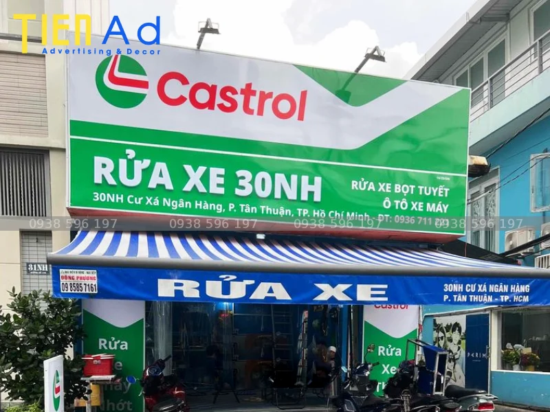 Bảng hiệu rửa xe máy tài trợ Castrol