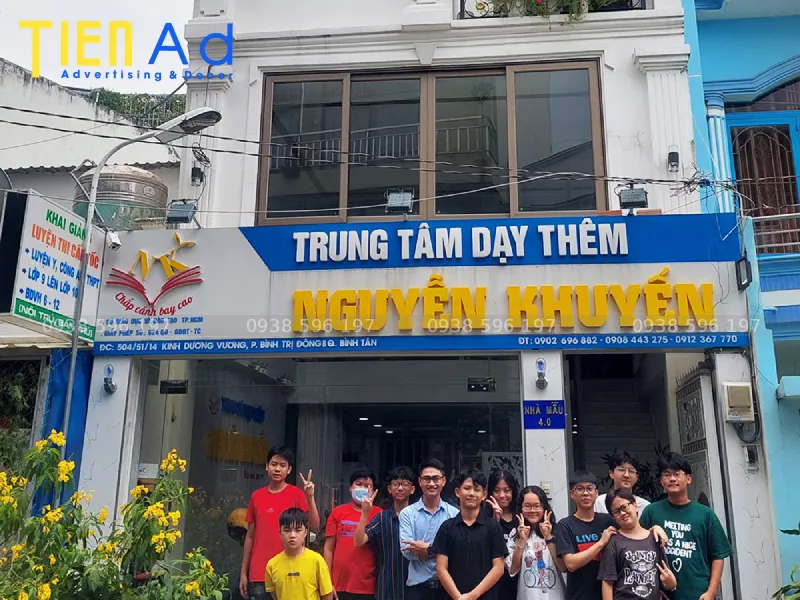 Bảng hiệu trung tâm dạy thêm Nguyễn Khuyến
