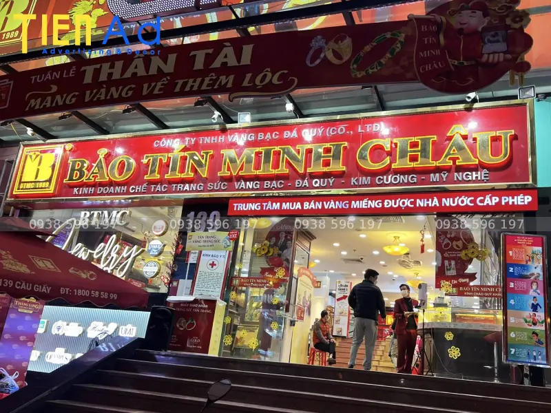 Bảng hiệu vàng bạc đá quy Bảo Tín Minh Châu