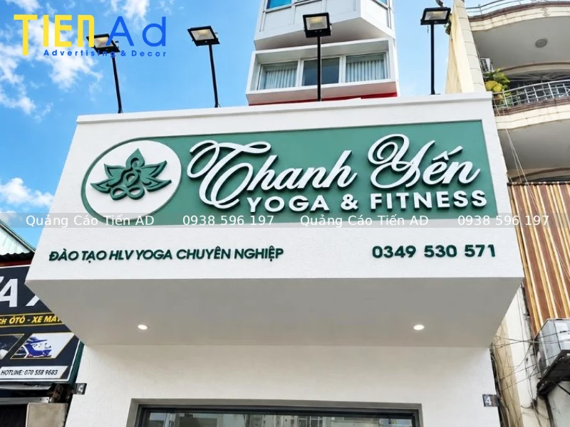 Bảng hiệu yoga nên chọn chất liệu nào
