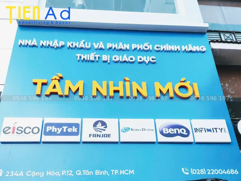 Biển alu chữ nổi mica