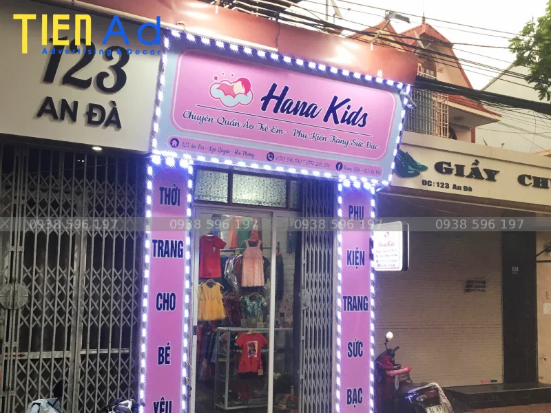 Biển bạt shop quần áo