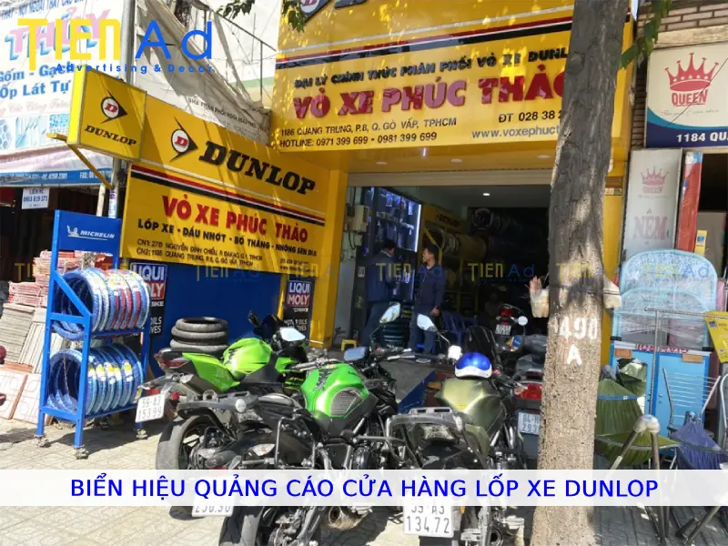 Biển hiệu quảng cáo cửa hàng lốp xe Dunlop
