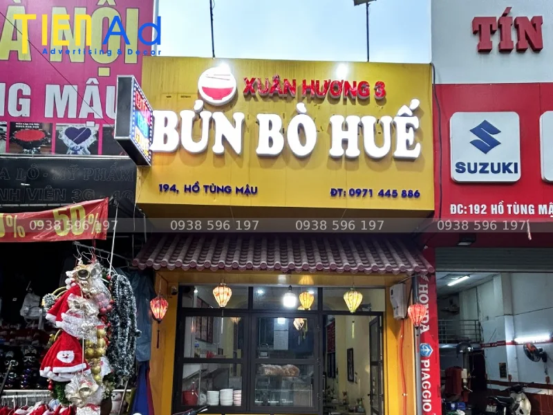 Biển quảng cáo bún bò Huế Xuân Hương