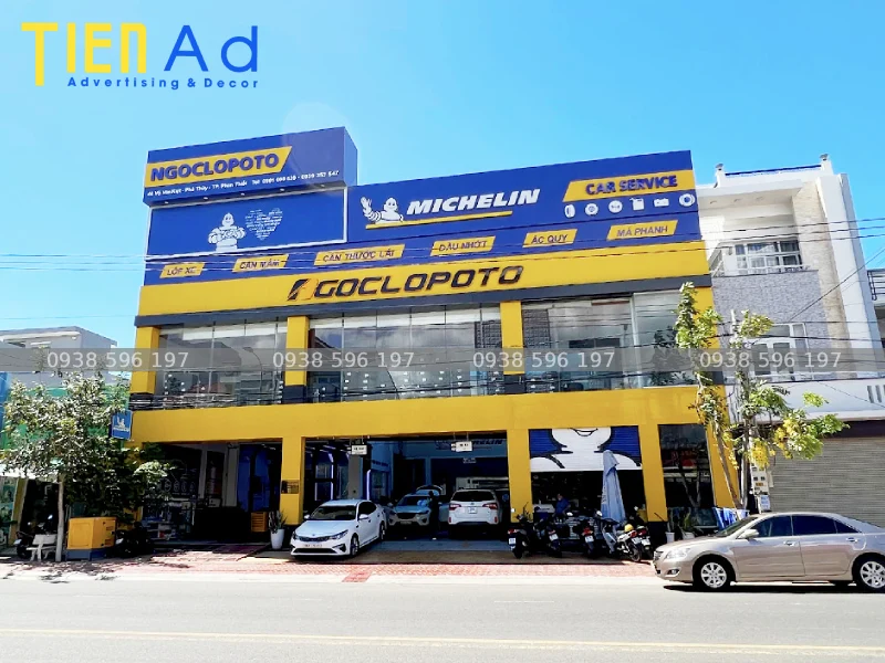 Biển quảng cáo tài trợ hãng Michelin