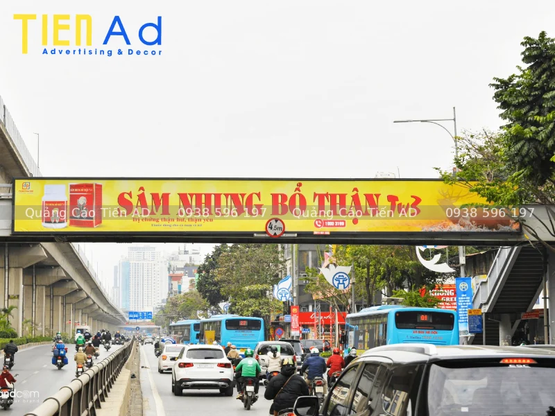Các vị trí phù hợp để lắp đặt pano trên cầu vượt