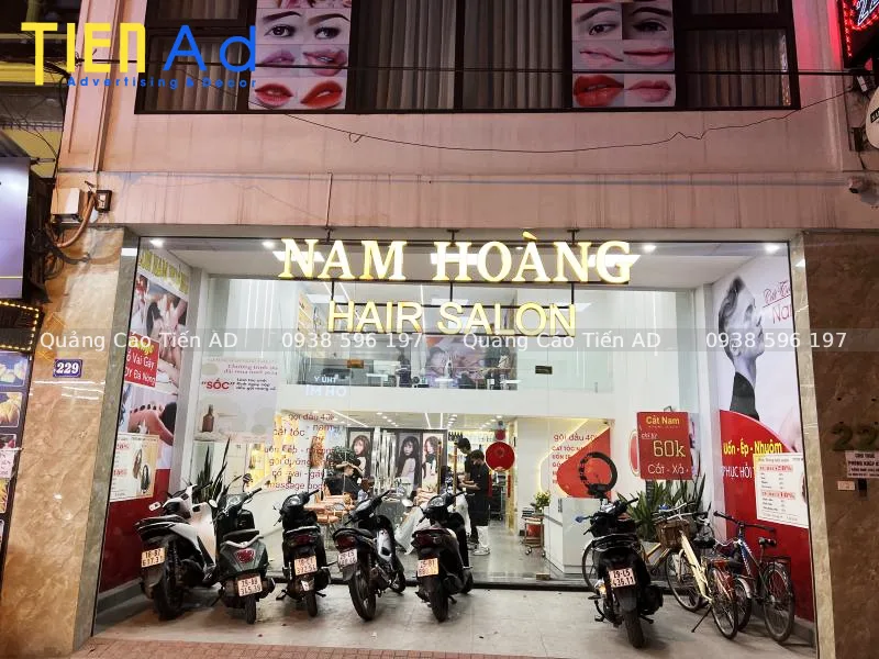 Các yếu tố tạo nên một bảng hiệu tiệm tóc chuẩn thẩm mỹ và sang trọng