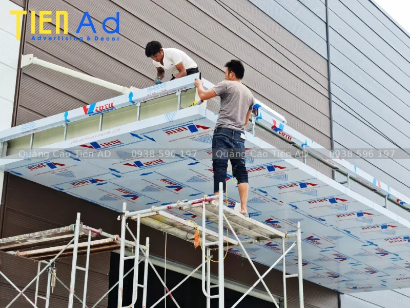 Cách bảo dưỡng mái sảnh alu để dùng lâu dài
