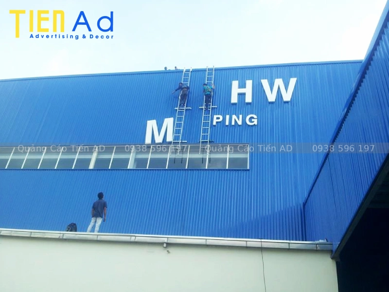Cách lắp đặt chữ nổi trên mặt dựng nhà máy, nhà xưởng