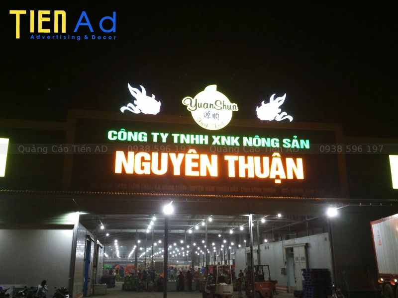 Cấu tạo chữ nổi mica đèn LED