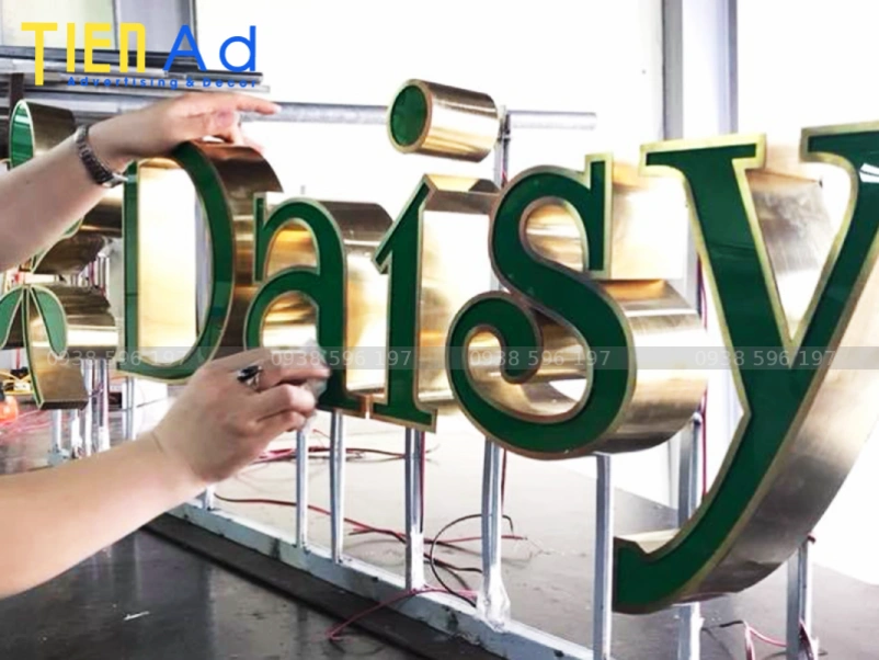 Chữ inox lọng viền