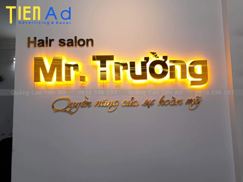 Chữ nổi inox hắt sáng chân