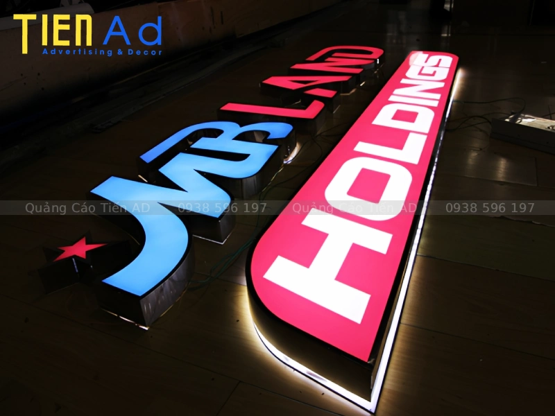 Chữ nổi mica đèn LED - 6