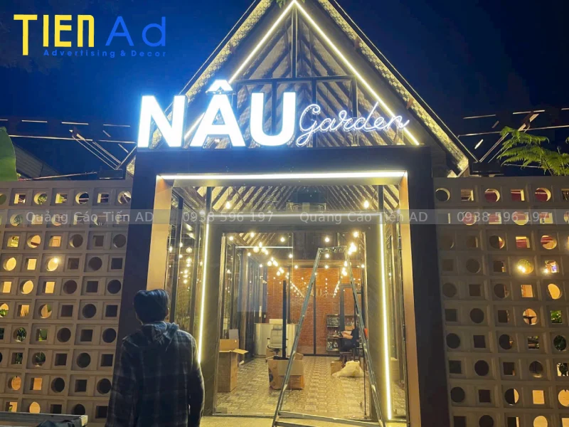 Chữ nổi mica đèn LED âm