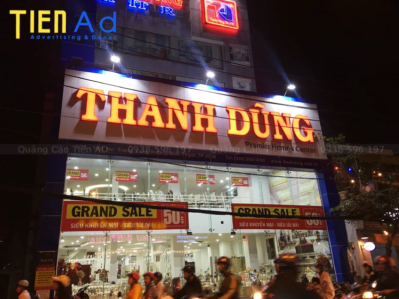 Chữ nổi mica đèn LED phù hợp với những loại hình kinh doanh nào