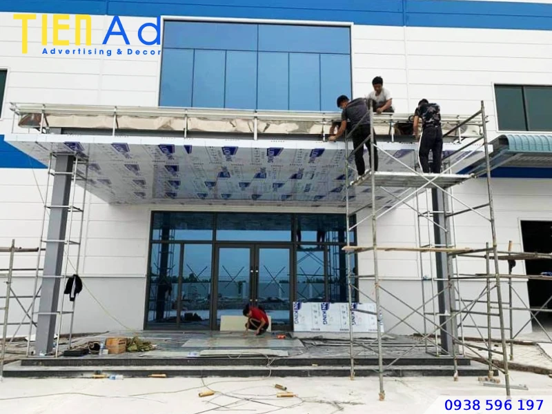 Công ty thi công mặt dựng alu đóng vai trò gì trong chất lượng công trình