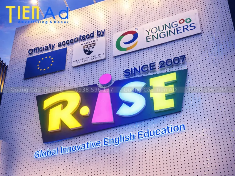 Đặc điểm vị trí và yêu cầu kỹ thuật khi làm bảng hiệu quảng cáo Quận 1