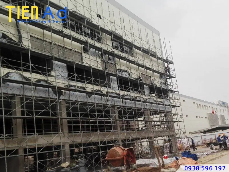 Đặc điểm vượt trội của mặt dựng alu