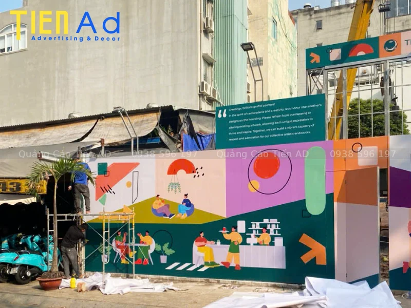 Đánh giá của CĐT AKYN về dự án làm hoarding dán decal ở Quận 3
