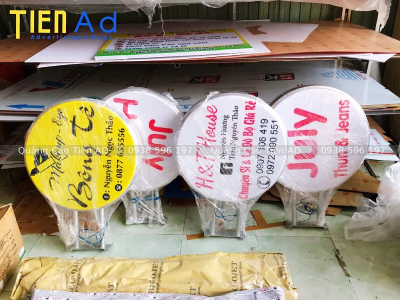 Hộp đèn hút nổi - 6