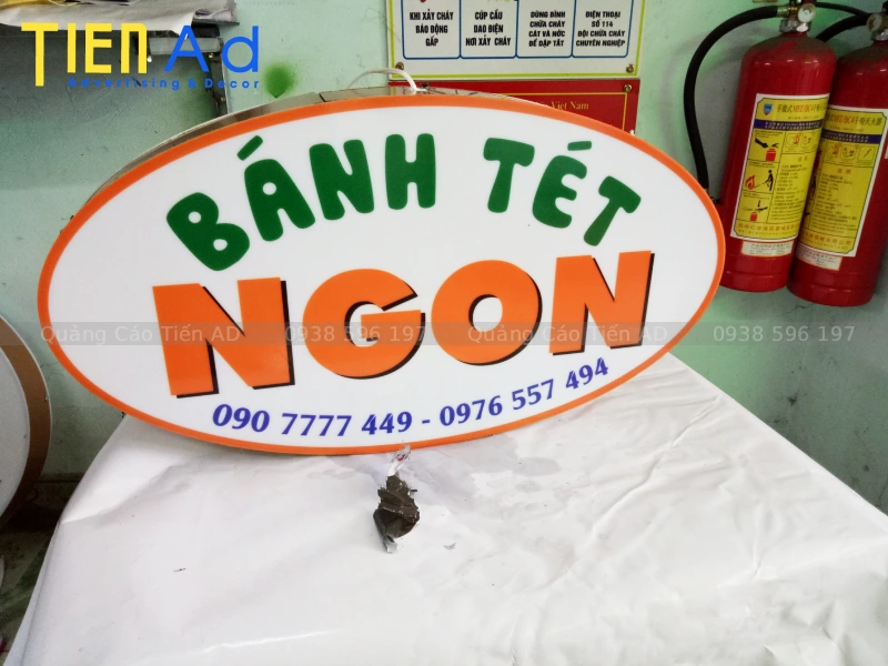 Hộp đèn hút nổi hình elip