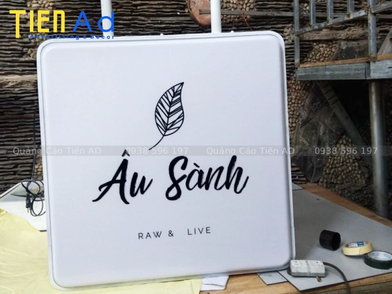 Hộp đèn mica vuông