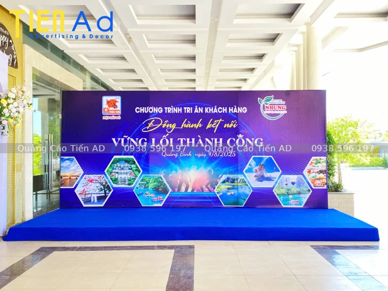 Kích thước backdrop tiêu chuẩn trong sự kiện