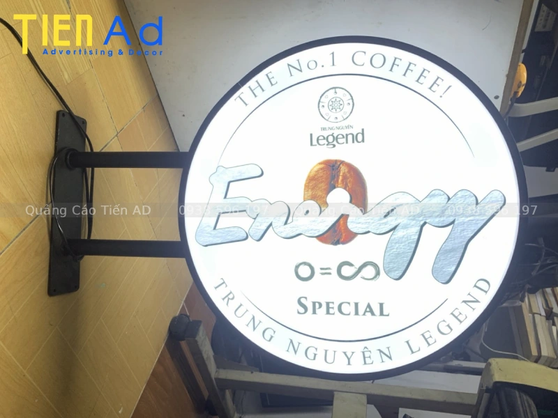 Kích thước hộp đèn quán cafe phù hợp