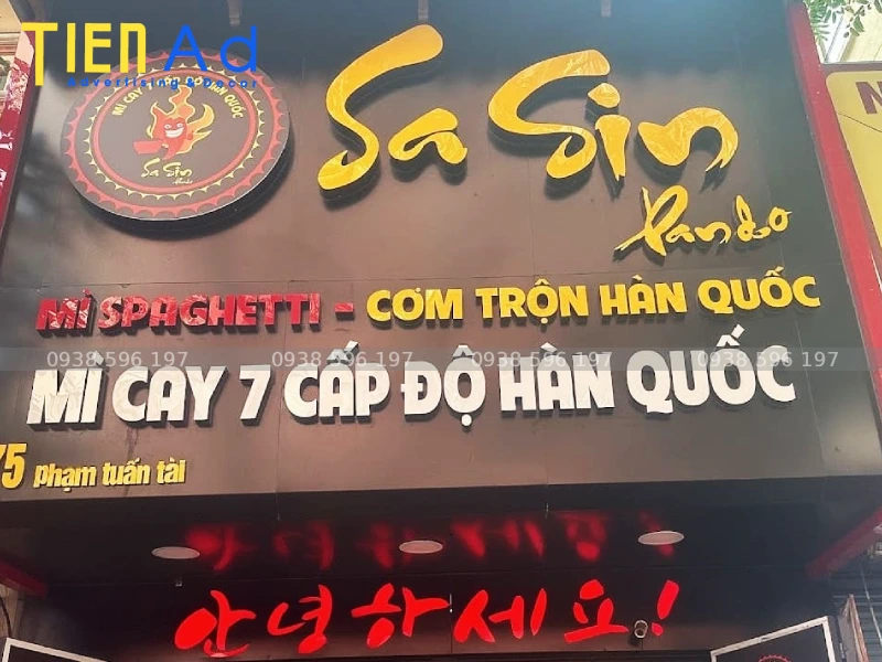Kích thước và bố cục lý tưởng cho bảng hiệu mì cay