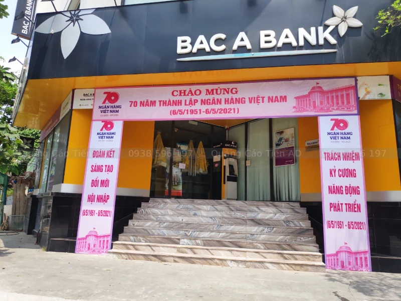 Làm bảng hiệu Hóc Môn - 2