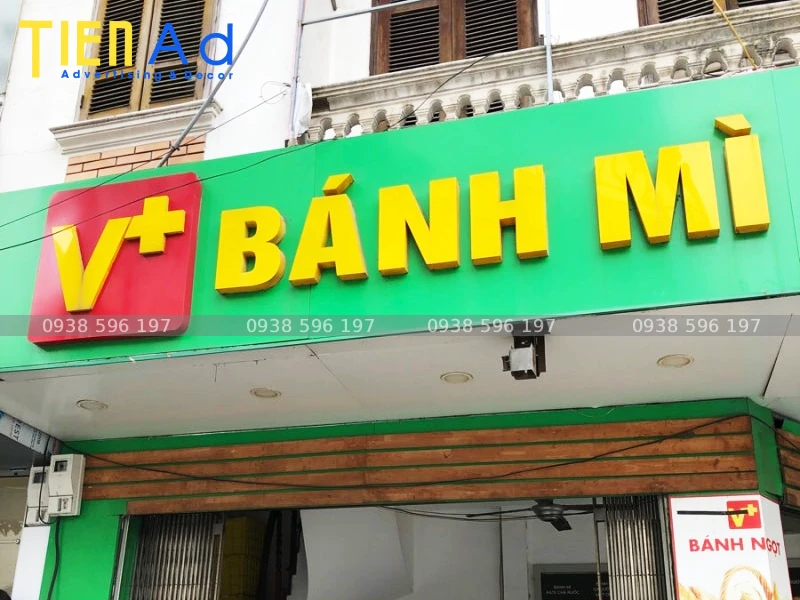 Làm bảng hiệu bánh mì trọn gói giá rẻ tại Quảng Cáo Tiến AD