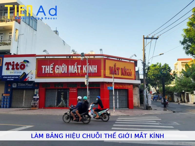 Làm bảng hiệu chuỗi Thế Giới Mắt Kính