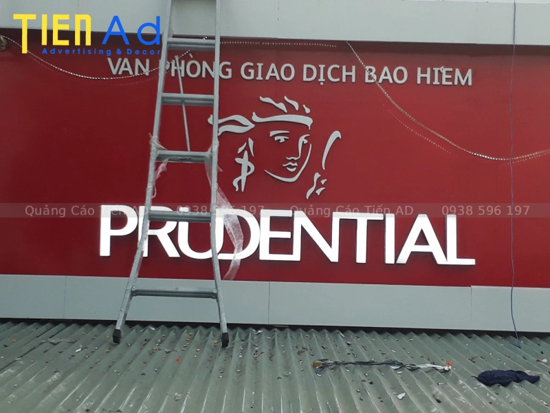 Làm bảng hiệu quảng cáo Quận 1 - 4